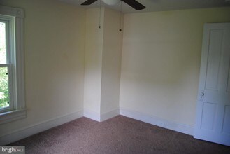 729 E D St-Unit -A in Brunswick, MD - Foto de edificio - Building Photo