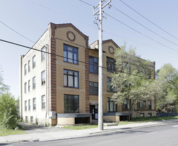 1401 Park Ave Apartments