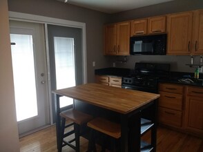 14 Grove Garden Ave in Candler, NC - Foto de edificio - Building Photo