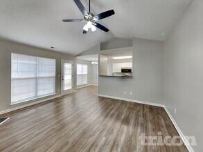 12524 Cumberland Crest Dr in Huntersville, NC - Building Photo - Building Photo