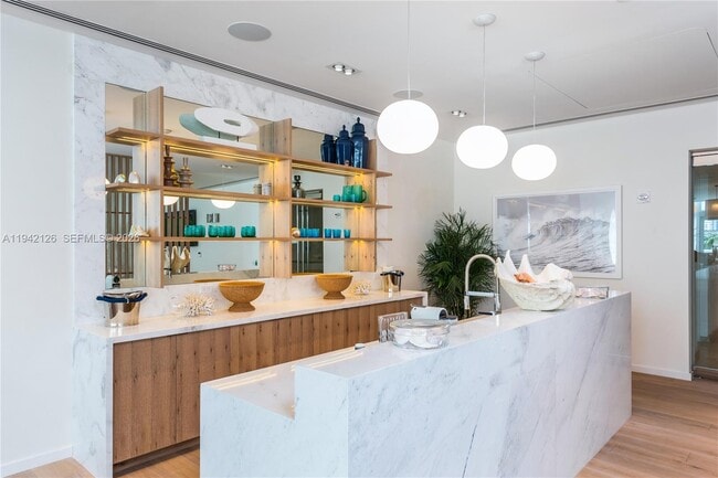 property at 401 N Birch Rd