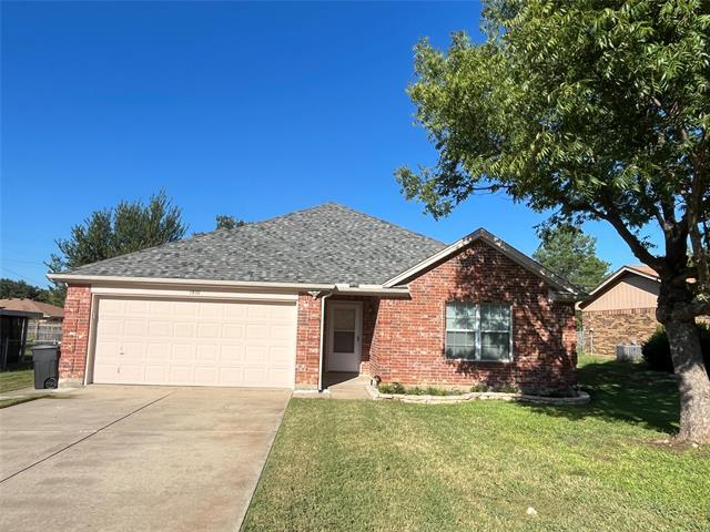 1810 Oak Hl Dr in Corinth, TX - Building Photo