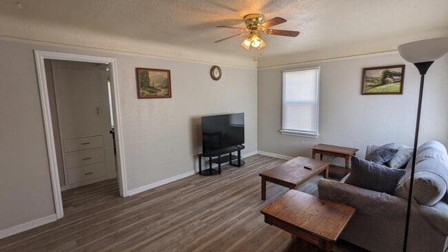 1040 Howard St SE in Salem, OR - Building Photo - Building Photo