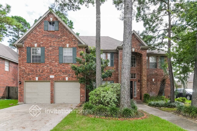 property at 11907 Lakewood Hills Dr