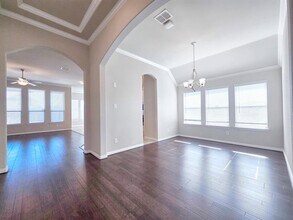 355 Prairie Ridge Ln in Lewisville, TX - Building Photo - Building Photo