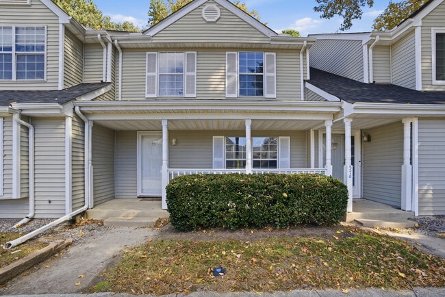 55 Treasure Key in Hampton, VA - Building Photo - Building Photo