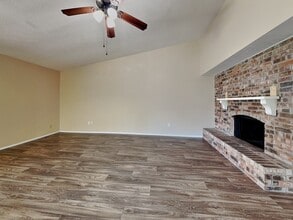 5019 Forthbridge Dr in Houston, TX - Building Photo - Building Photo