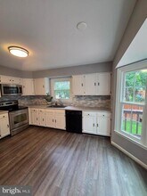 8235 Tall Timber Dr in Gainesville, VA - Building Photo - Building Photo