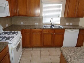 30034 Saw Oaks Dr in Magnolia, TX - Building Photo - Building Photo