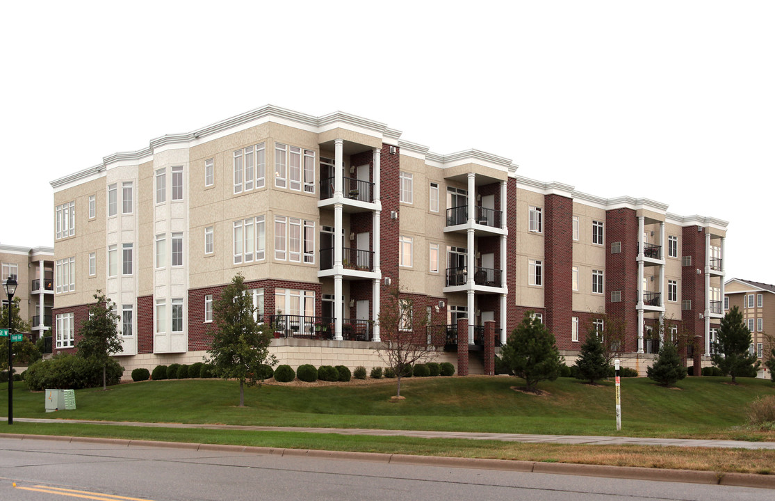 Midtown Village Condos in Apple Valley, MN - Building Photo