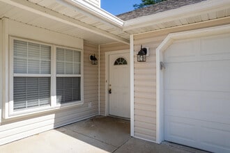 1704 Juniper Dr in Columbia, MO - Building Photo - Building Photo