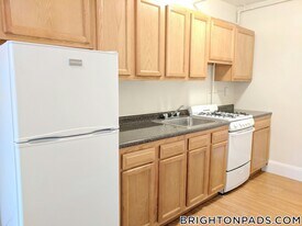 88 Washington St, Unit 22 in Boston, MA - Building Photo