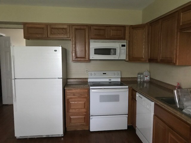 2280-2282 Jericho Rd in Aurora, IL - Foto de edificio - Building Photo