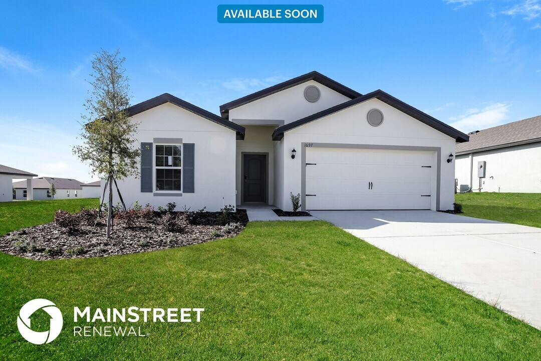 1697 Gopher Tree St in Mascotte, FL - Building Photo