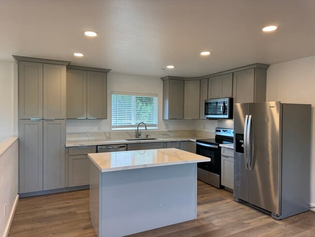 41-675-675 Mokulama St in Waimanalo, HI - Building Photo - Building Photo