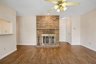 1301 Memory Ln in Arlington, TX - Building Photo - Building Photo