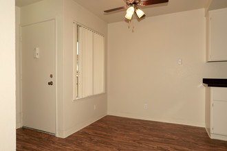 Blossom Oaks Apartments in San Jose, CA - Building Photo - Interior Photo