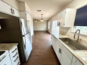 11703 Spring Mont Dr in San Antonio, TX - Building Photo - Building Photo