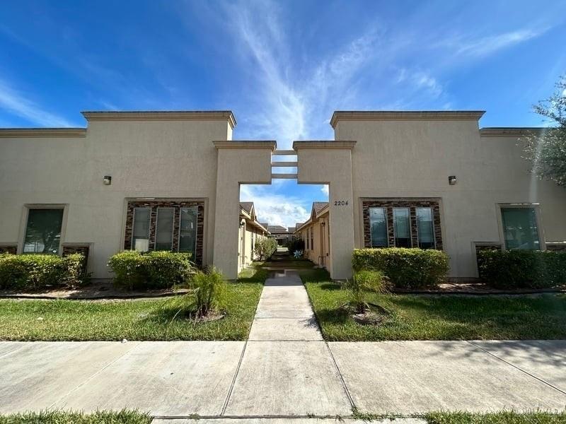 2204 Taxco Ct in Edinburg, TX - Building Photo