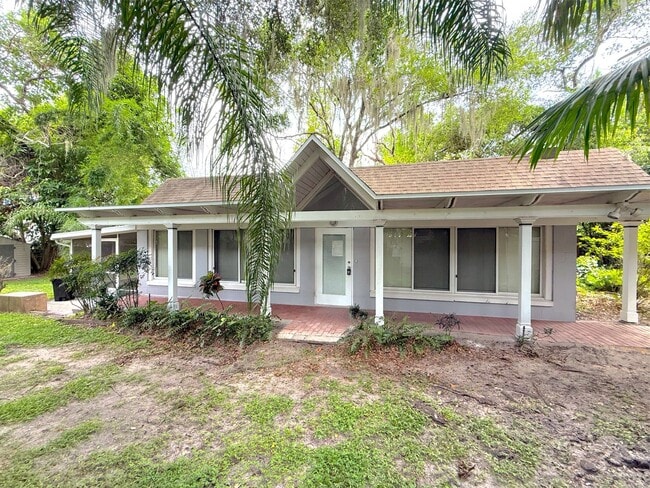 property at 1223 Poinsettia Ave