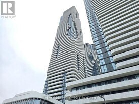 195 Commerce St in Vaughan, ON - Building Photo