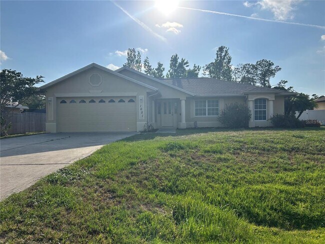 1651 S Cranberry Blvd in North Port, FL - Building Photo - Building Photo
