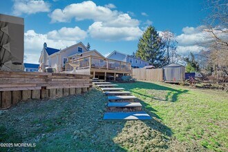 1114 Wildwood Ave in Manasquan, NJ - Foto de edificio - Building Photo