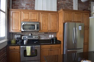 4 Beaufain St in Charleston, SC - Building Photo - Building Photo