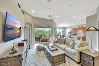 9110 Spanish Moss Way in Bonita Springs, FL - Building Photo - Building Photo