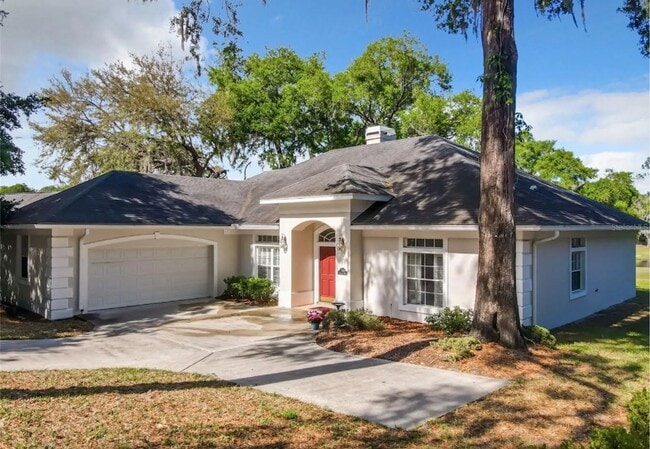 2054 Sawgrass Dr in Apopka, FL - Building Photo - Building Photo