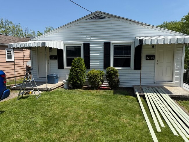 321 Maryland Ave in Greensburg, PA - Building Photo - Building Photo