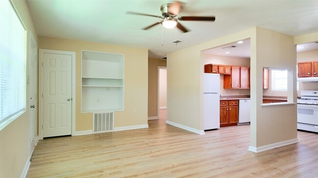property at 1221 Bayou Shore Dr