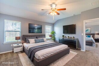 19109 Great Falls Dr in Manor, TX - Building Photo - Building Photo