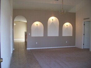 1628 Myrtle Lake Ave in Fruitland Park, FL - Building Photo - Building Photo