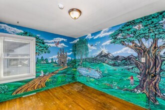 915 N Pinecrest St in Wichita, KS - Building Photo - Building Photo