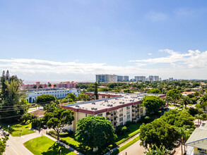 Boca View Condos in Boca Raton, FL - Foto de edificio - Building Photo