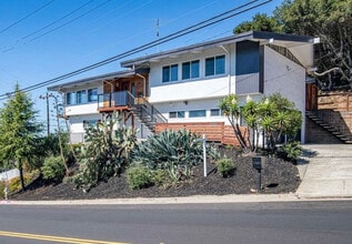 3051 Malcolm Ave in Oakland, CA - Building Photo - Building Photo