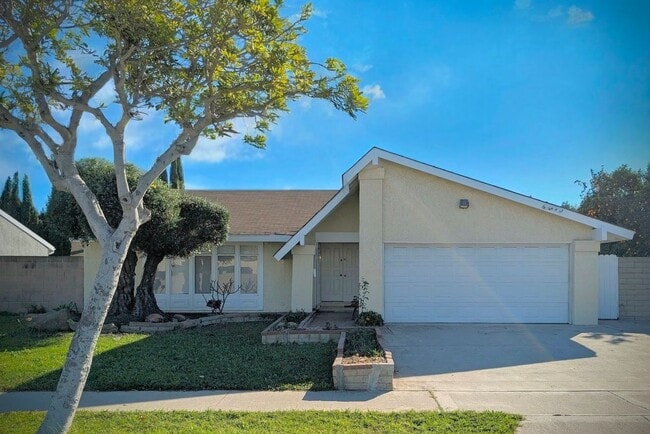 property at 914 W Alton Ave