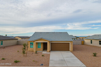 281 S Picacho Heights Rd in Eloy, AZ - Building Photo - Building Photo