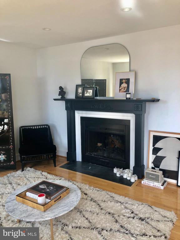 property at 2901 16th St NW