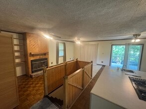 246 Waterview Dr in Lagrange, GA - Building Photo - Building Photo