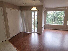 12400 Overbrook Ln-Unit -45C in Houston, TX - Building Photo - Building Photo