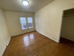 600 W Lincoln Ave in Oshkosh, WI - Building Photo - Building Photo