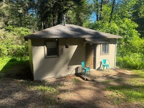 4248 Dows Prairie Rd in Mckinleyville, CA - Building Photo - Building Photo