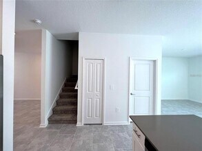 7564 Stone Crk Trl in Kissimmee, FL - Building Photo - Building Photo