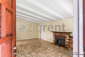 499 Pebble Dr in El Sobrante, CA - Building Photo - Building Photo