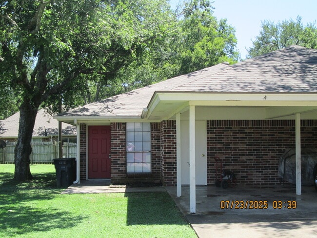 property at 1315 Belvon Pl