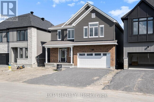 227 Conservancy Dr in Ottawa, ON - Building Photo - Building Photo
