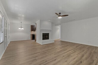 3918 White Oak Ct in Flower Mound, TX - Building Photo - Building Photo