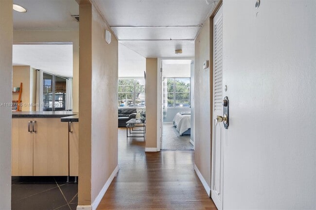 2771 Taft St in Hollywood, FL - Building Photo - Building Photo